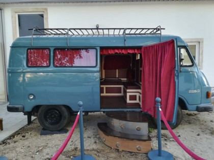 NA ALDEIA | João Costa | Carrinha Marionetas Itinerantes | September 23 & 29, 2019